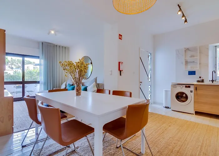 Al - Montemar Апартаменты Виламура